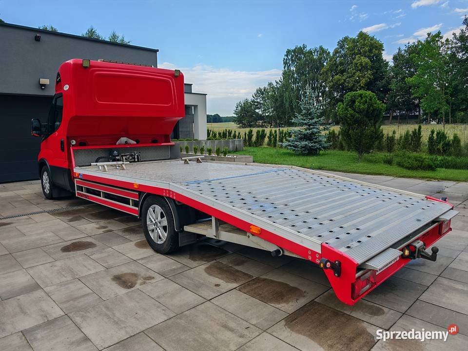 Iveco Daily 30D 180 AUTOMAT Laweta Salon Polska światła przeciwmgłowe Jędrzejów
