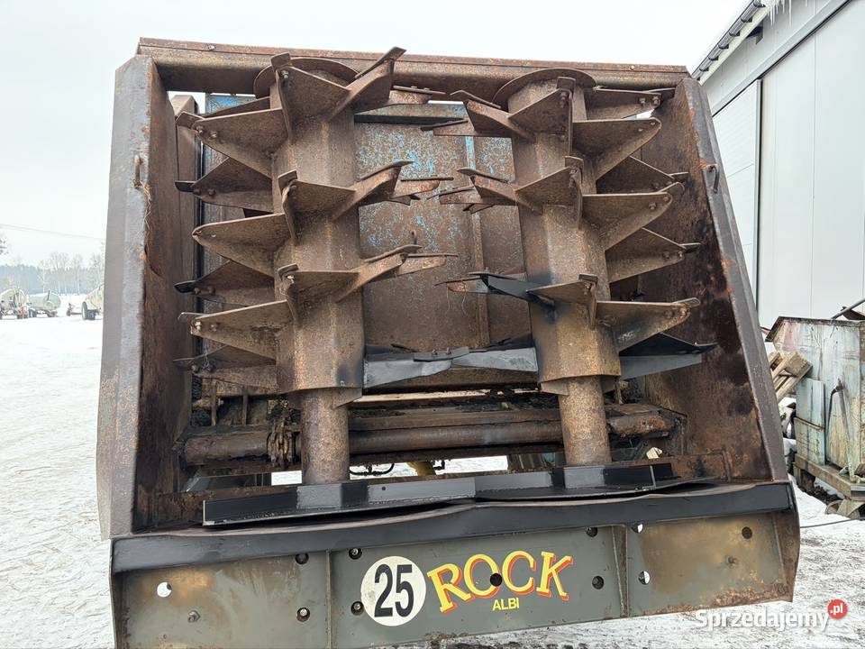 Rozrzutnik obornika Rock 8 ton pionowe walce nieuszkodzony mazowieckie