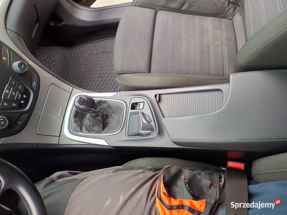 Opel Insignia 2014r b stan techniczny sprzedam