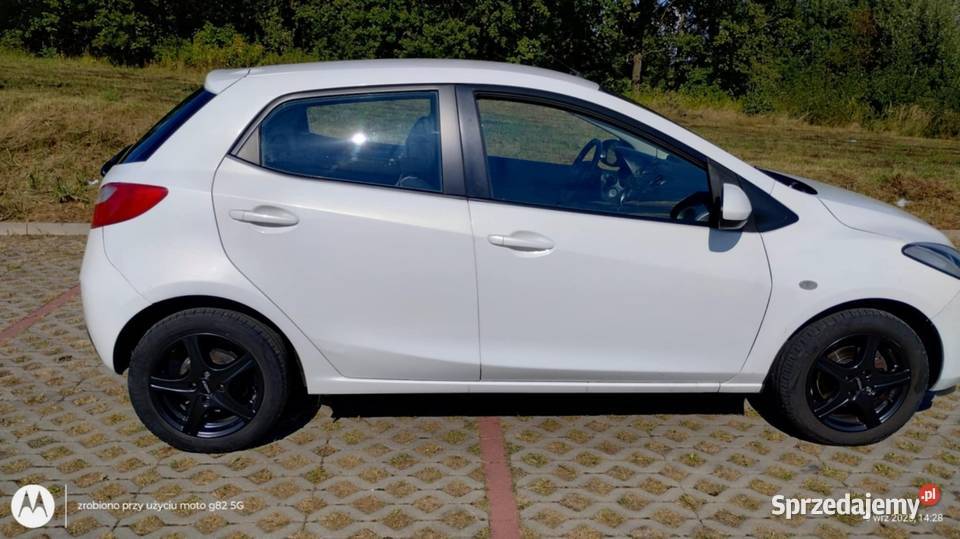 Mazda 2 13benzyna 2009r