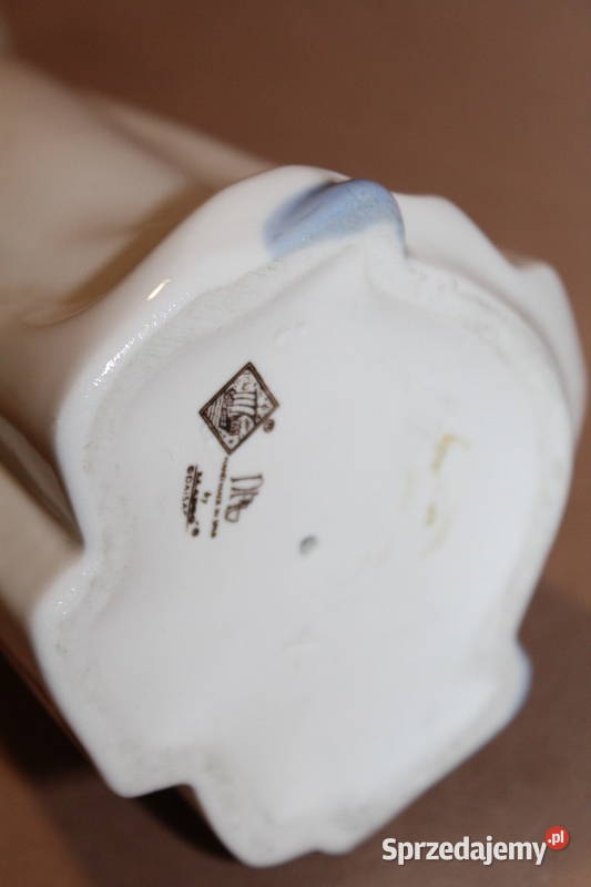 Figurka chłopca z książkami NAO Lladro 144 Szczecin