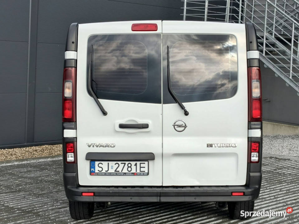 Opel Vivaro 16 cdti 125 6biegów 9osobowy 2x Kęty