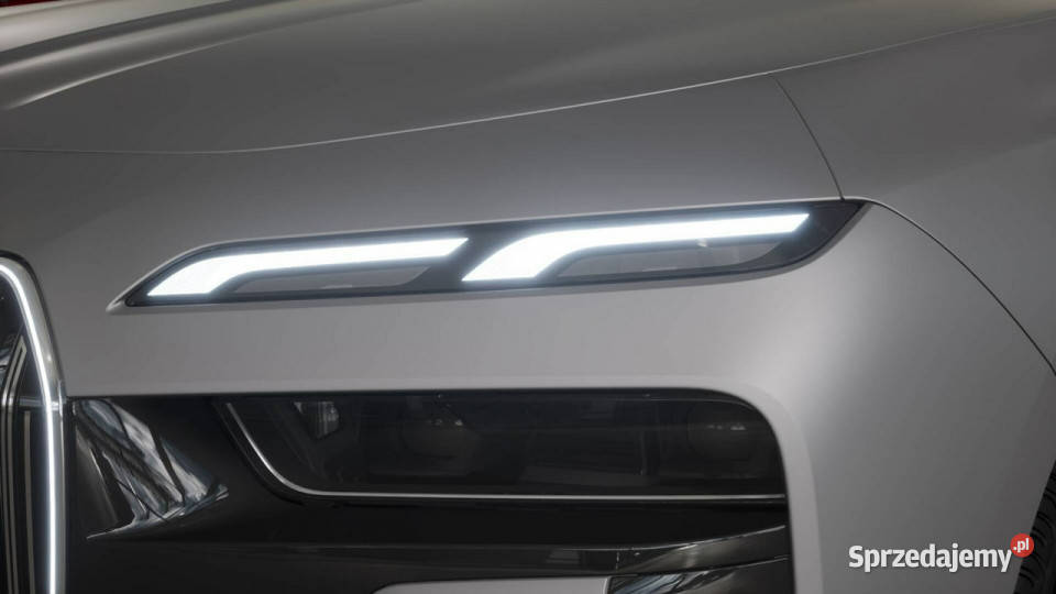 BMW 740 BMW 740d xDrive Limuzyna G702022 napęd 4x4 Łódź