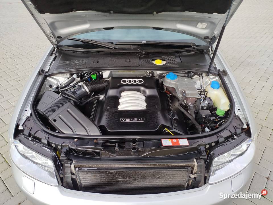 A4 B6 24 V6 Benzyna 2003 SEDAN Xenon elektryczne lusterka Świdnik