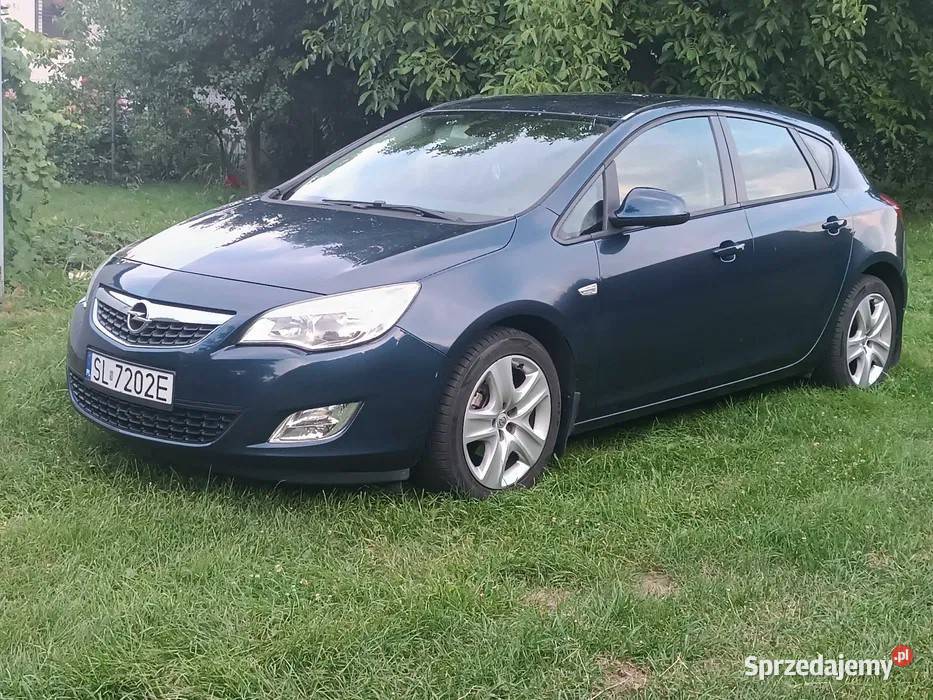 Opel Astra J 16 Benzyna LPG sprzedam