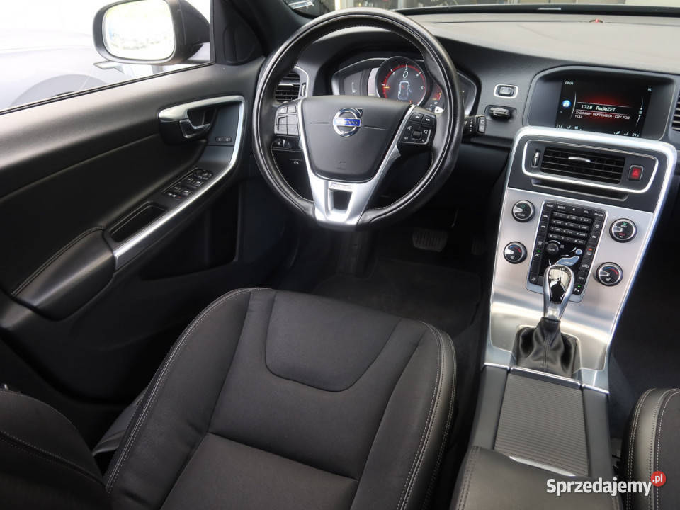 Volvo V60 D3 20 110KM śląskie Katowice sprzedam
