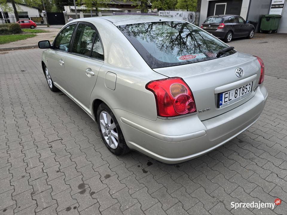 Toyota Avensis 20 benzyna 147 2004r T25 Łódź