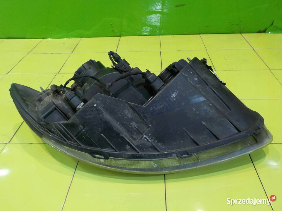 HYUNDAI SANTA FE II 22 CRDI 08r AUT lampa lewa Suków sprzedam