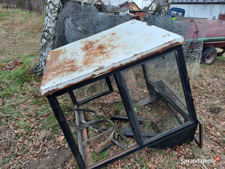 Kabina ciągnikowa Wladimirec T25 duża Bucze sprzedam