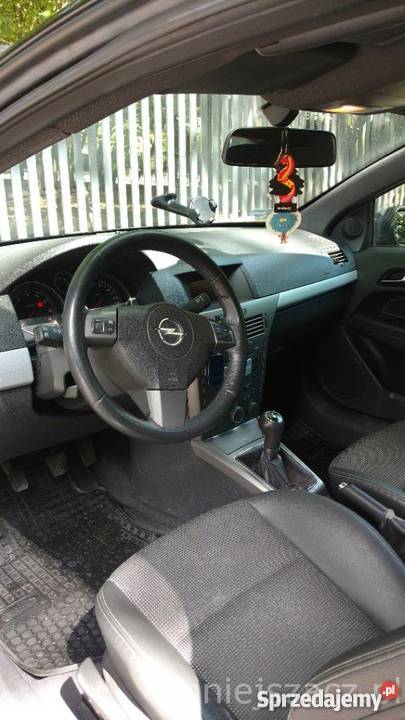 Opel ASTRA H GTC 18 125 Benzynagaz Hatchback mazowieckie