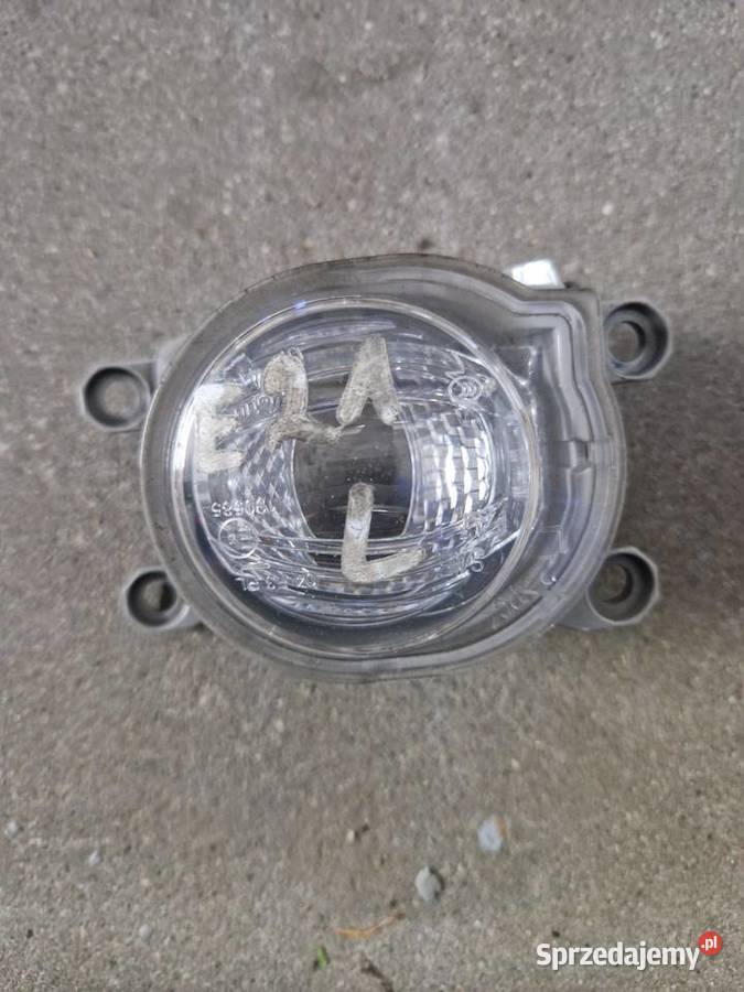 Halogen Toyota Corolla e21 lewy