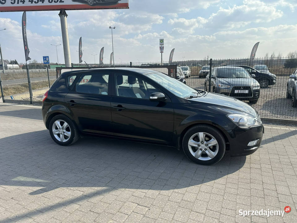 Kia Ceed I 20062012 Hatchback mazowieckie sprzedam