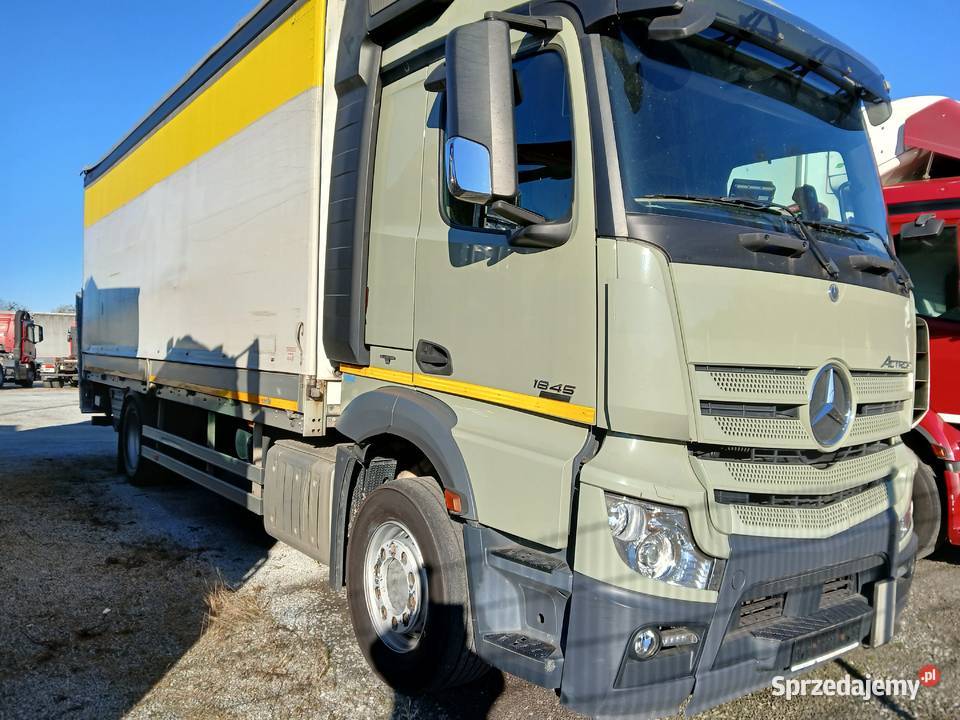 Burto firanka z winda Mercedes 1845 sypialna automatyczna Warszawa sprzedam