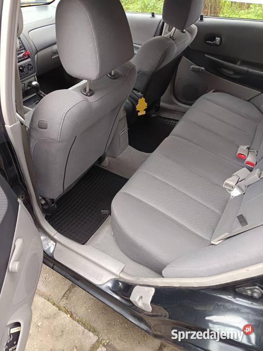 Mazda 323f BJ łódzkie sprzedam