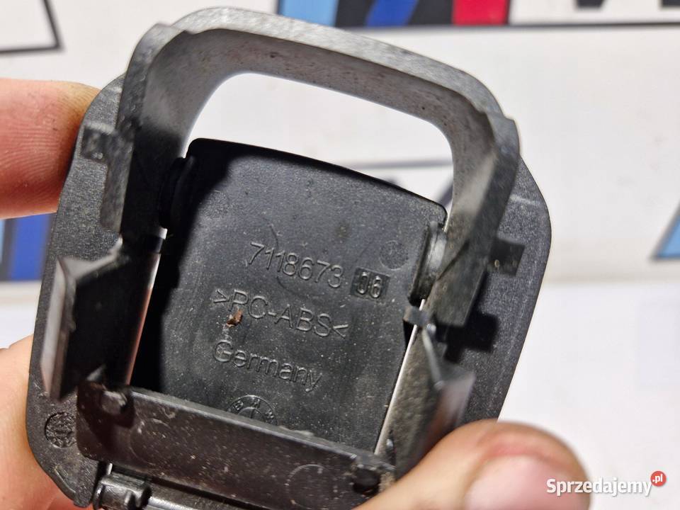 BMW E91 E82 E84 E87 E90 F20 OSŁONA ZAŚLEPKA sprzedam