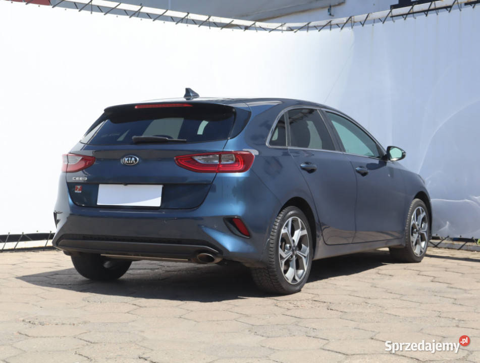 Kia Ceed 14 TGDI światła przeciwmgielne Łódź