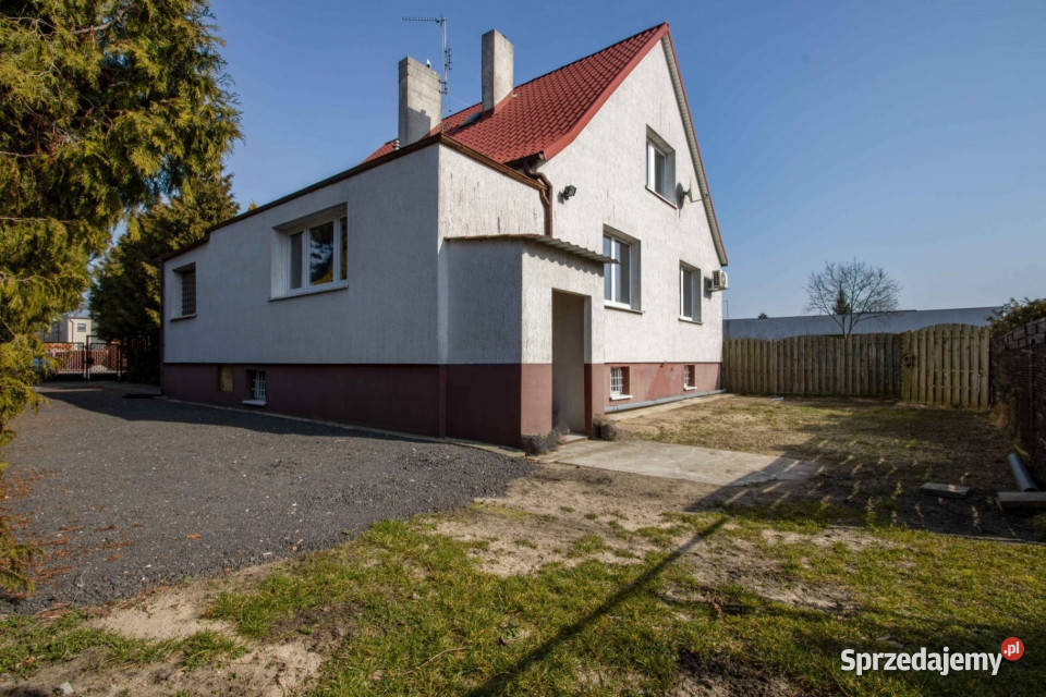 Lokal użytkowy z ogrodem i miejscami postojowymi Poznań