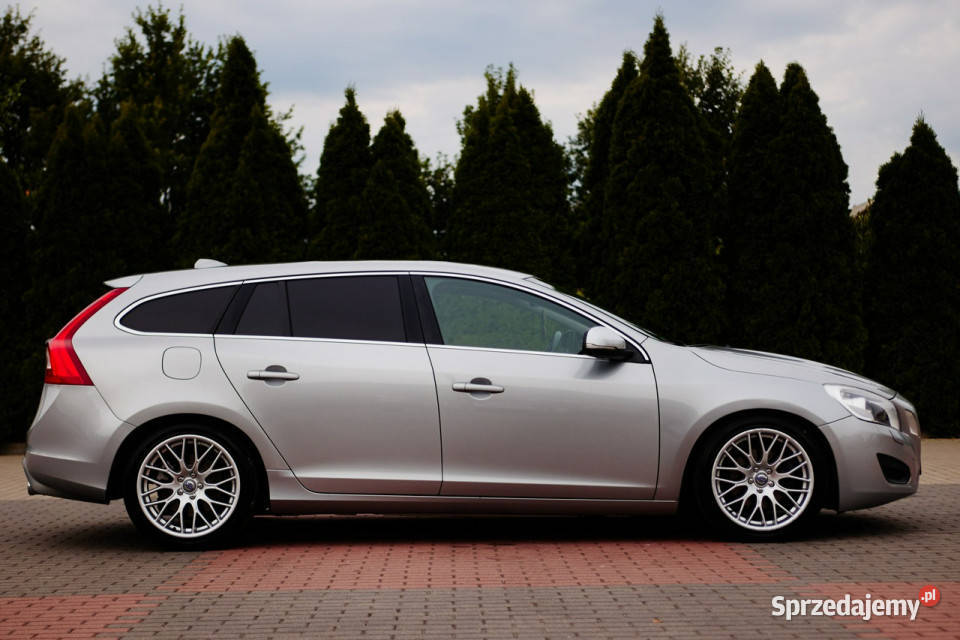 Volvo V60 20163RdesignAutomat I 20102018 ESP Rzekuń