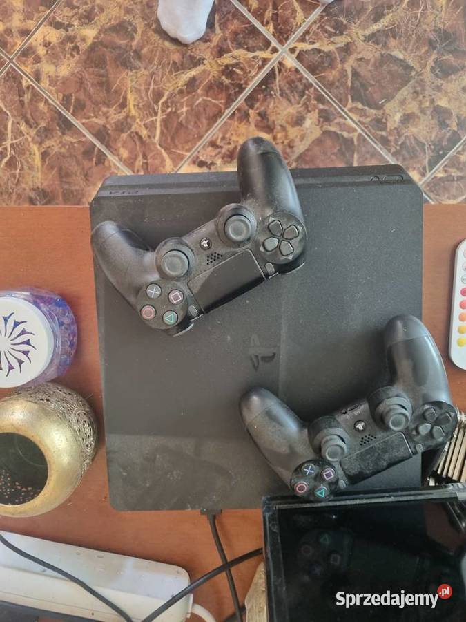 Sprzedam konsole 4 z monitorem Opalenica sprzedam