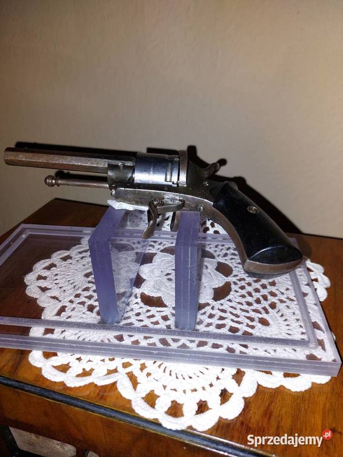 Rewolwer czarnoprochowy systemu Lefaucheux M1858 Cieszyn sprzedam