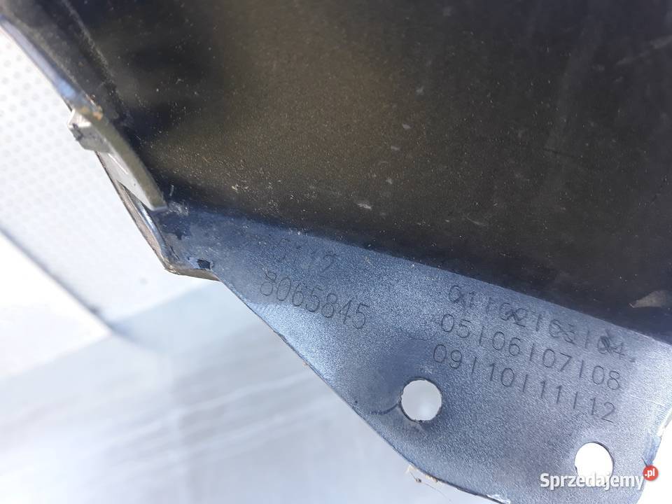 BMW 1 F90 M DYFUZOR SPOILER ZDERZAKA TYŁ 8065845 osobowe wielkopolskie Międzychód
