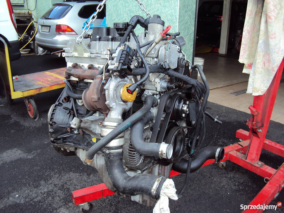 Mercedes VITO 22 CDI SILNIK Rok produkcji 2010 Silniki i osprzęt łódzkie