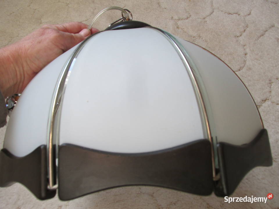 Lampa wisząca w stylu retro z kloszem 38