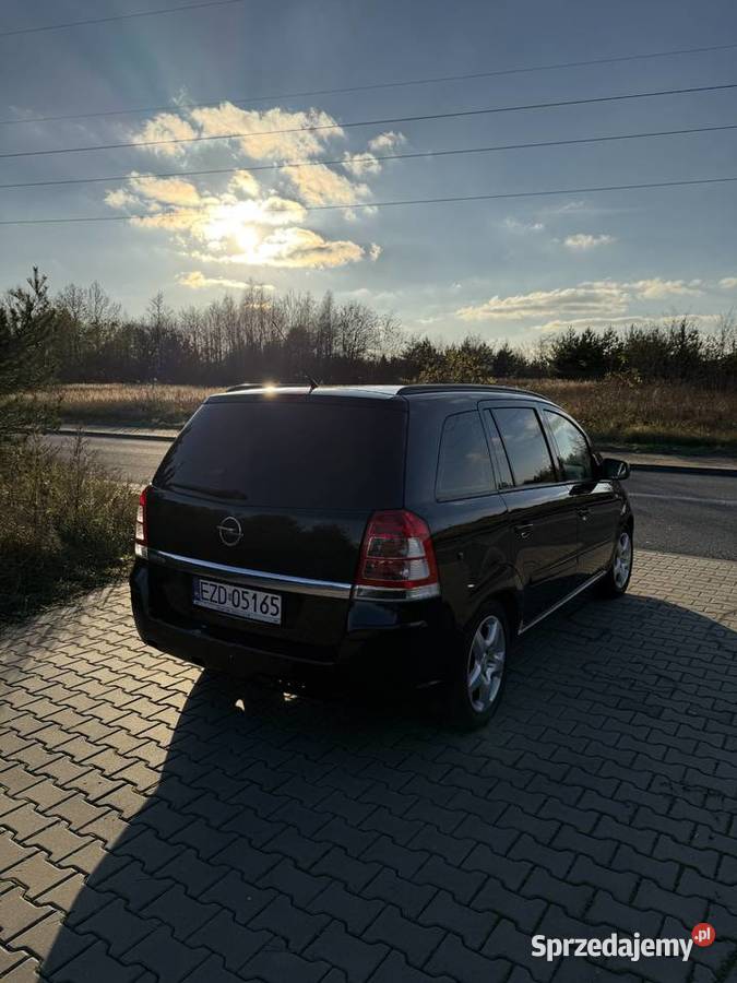 Opel Zafira 2012 18 benzyna 7os rodzinne autko łódzkie Łódź sprzedam