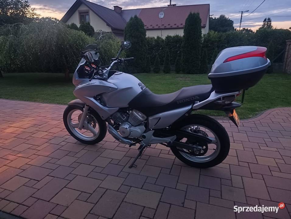 Honda Varadero XL 125 z 2007 roku RATY nieuszkodzony Żabno sprzedam