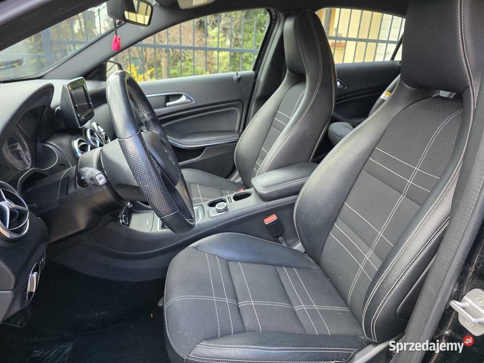 Mercedes A180 wielofunkcyjna kierownica