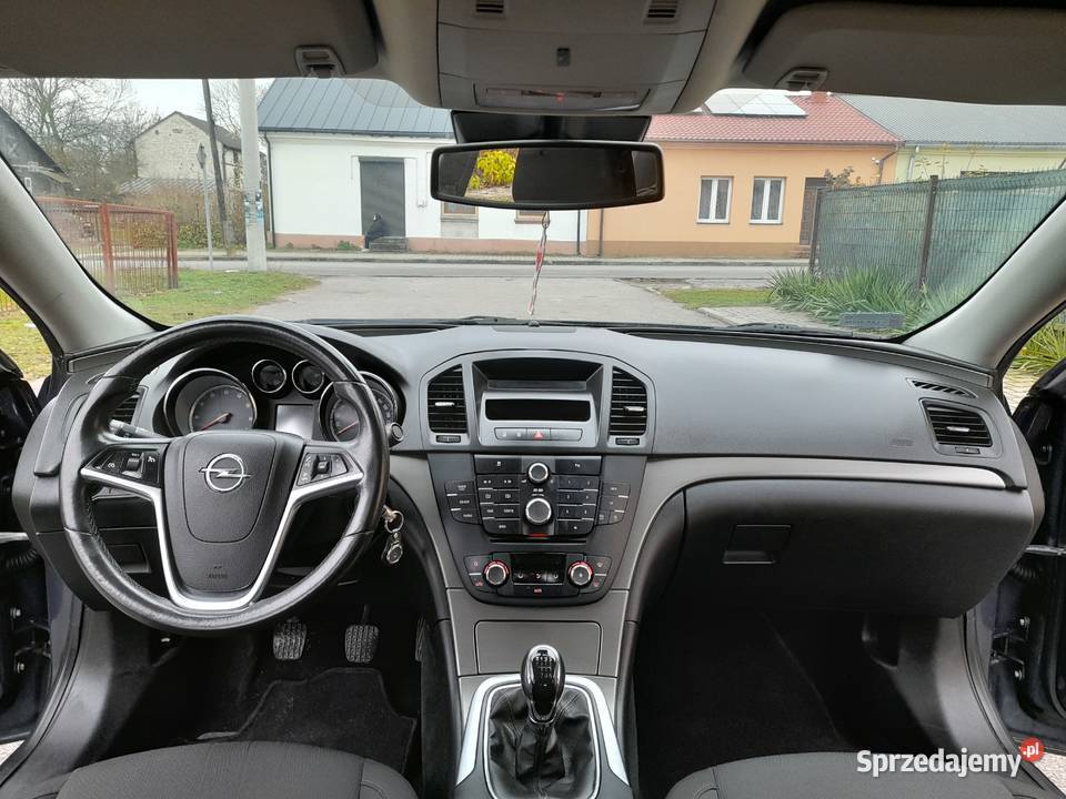 Opel Insignia Sedan 16 benzyna 115 koni6