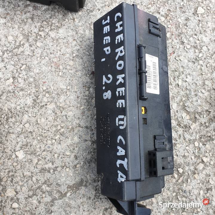 JEEP CHEROKEE III KJ 28 CRD SKRZYNKA Łochowice