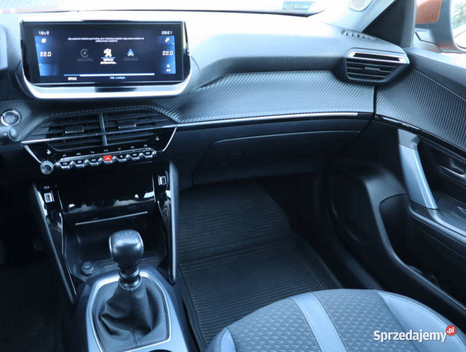 Peugeot 2008 12 PureTech skórzana tapicerka Piaseczno