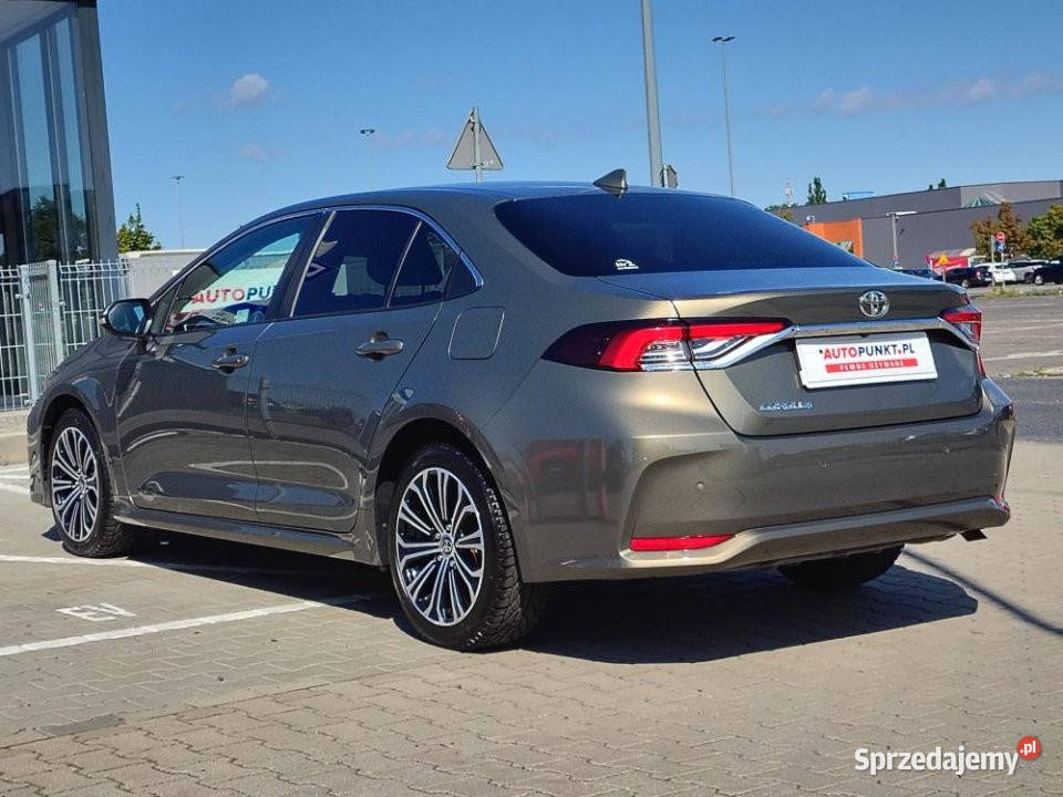 Toyota Corolla 2019r Salon Kamera Grzane fotele 1598cm3 Poznań