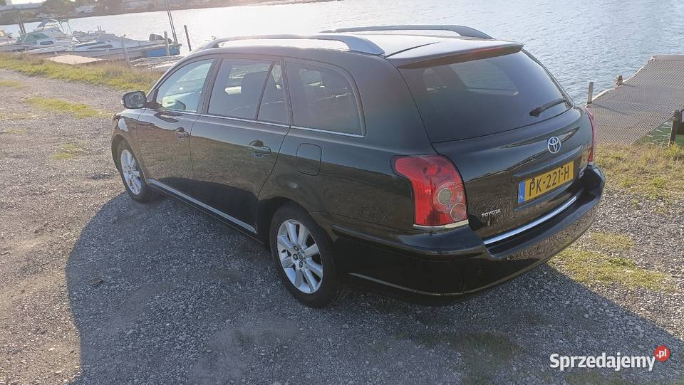 Sprzedam Toyota Avensis kombi kurtyny powietrzne Otwock
