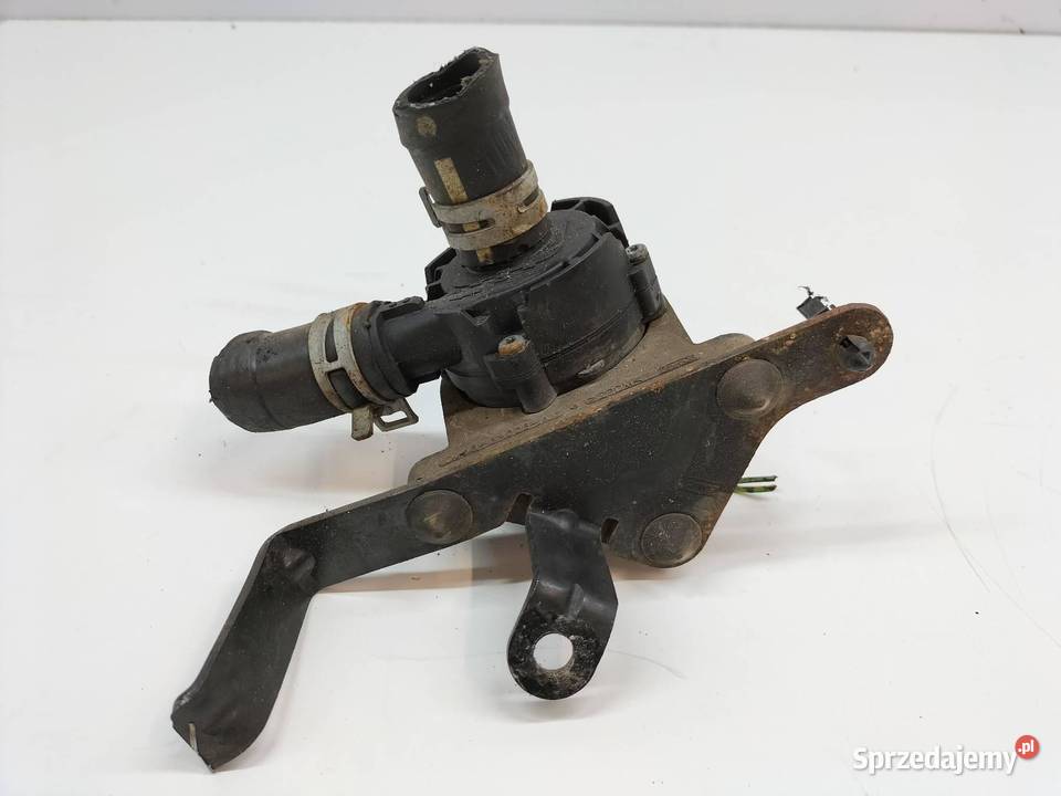 POMPA WODY DODATKOWA DG9318D473BD 20 TDCI Ford