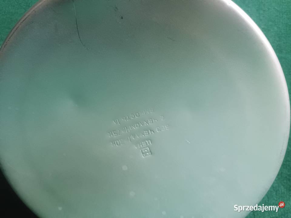 Aluminiowa manierka turystyczna vintage w Zbylitowska Góra