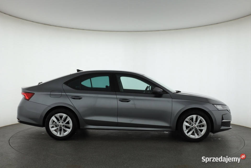 Skoda Octavia 15 eTSI mHEV tempomat Piaseczno
