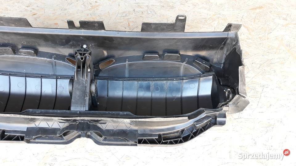 BMW F40 ŻALUZJA ROLETA KIEROWNICA POWIETRZA Karoseria Części samochodowe Zatom Stary