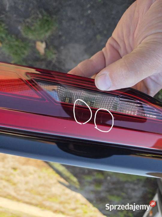 Lampa prawa prawy tył tylna w klapę BMW F44 Lampy tylne