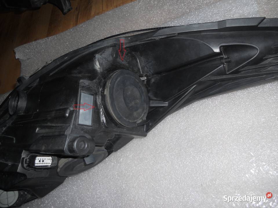 Lampy przód lewa prawa FORD FIESTA MK7 LIFT Zborczyce