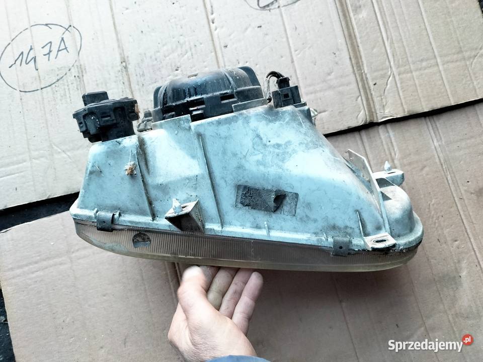 VW GOLF 3 LAMPA PRZÓD LEWA Kamień-Kolonia