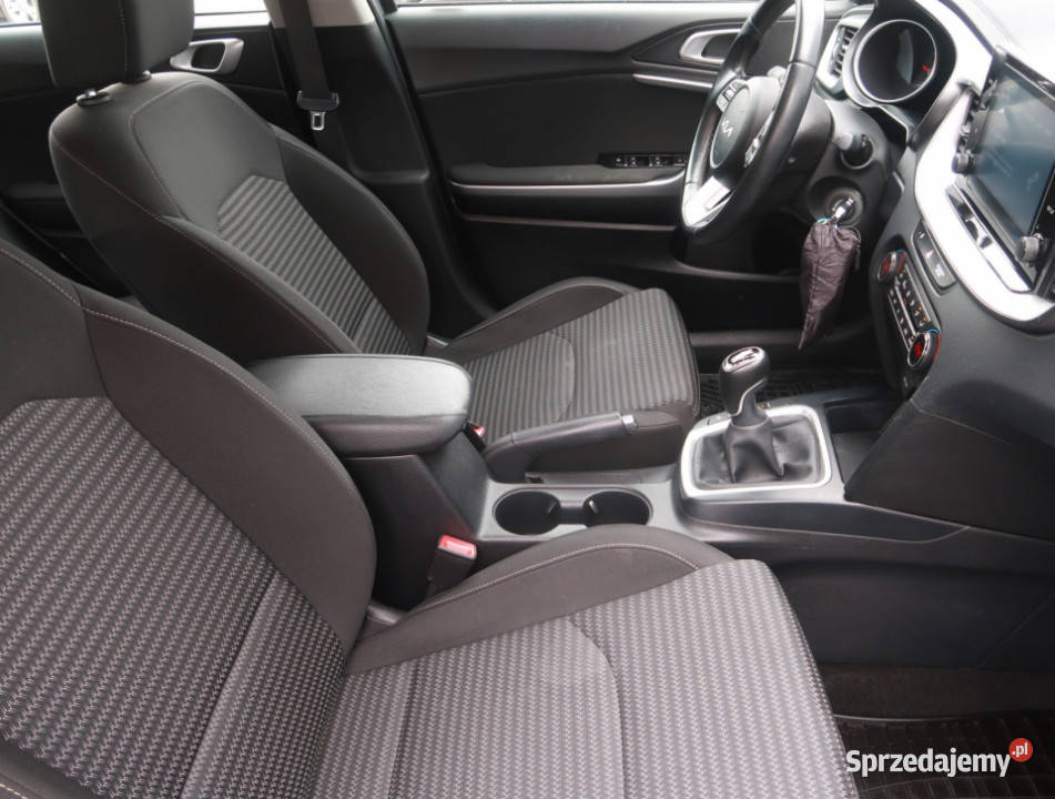 Kia Ceed 15 TGDI MHEV Katowice