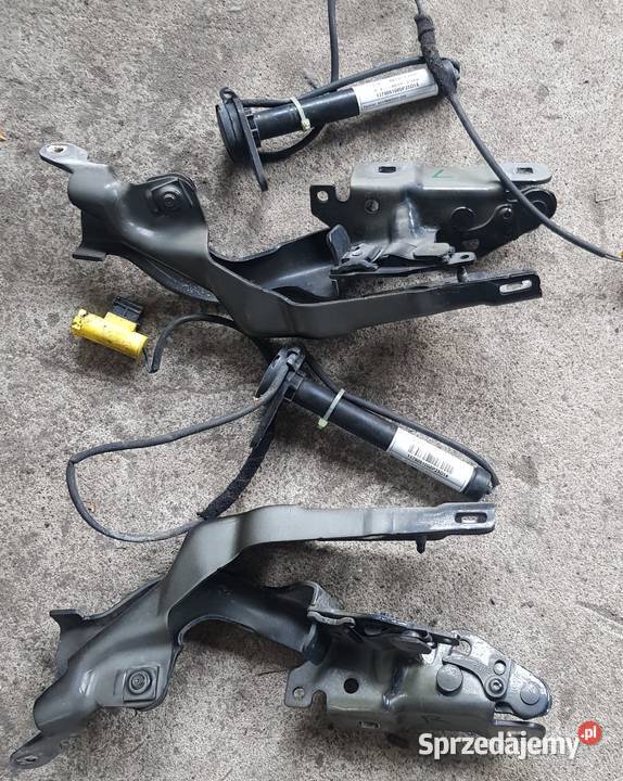 Zawias Maski MERCDES CLA W117 C117 komplet