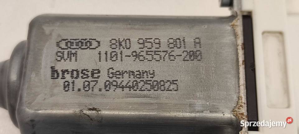 AUDI A6 C7 SILNICZEK SZYBY 8K0959801A