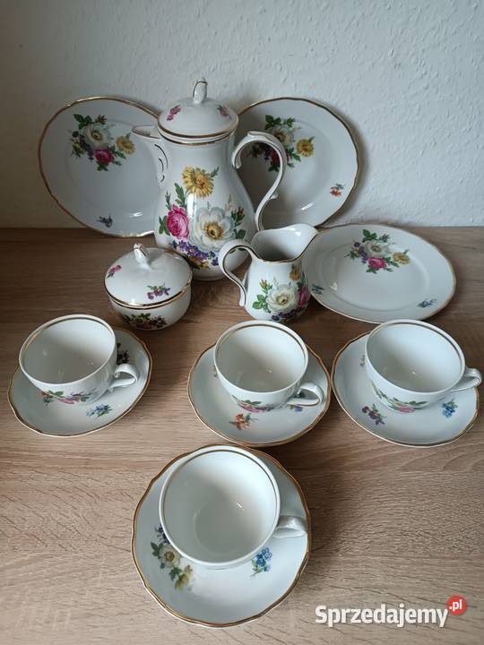 Komplet porcelany na 4 osoby