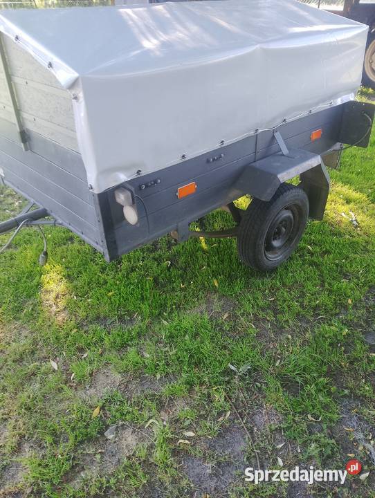 Przyczepka samochodowa Do samochodów osobowych lubelskie Trawniki sprzedam