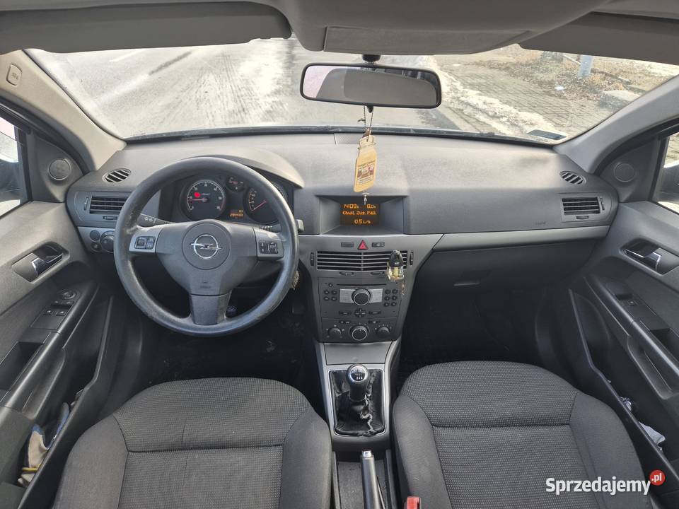 Opel Astra H3 2005 19cdti 100KM Astra