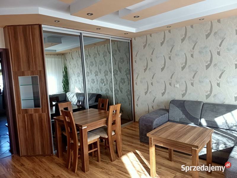 Sprzedam mieszkanie 60 m 3 pokoje balkon w pełni Kutno