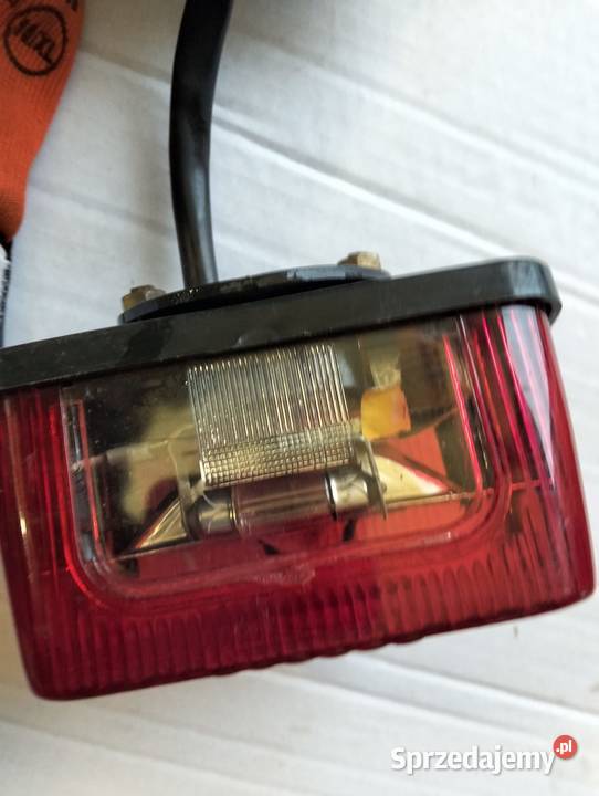 wsk lampa tył oryginał nigdy nie była montowana Belno